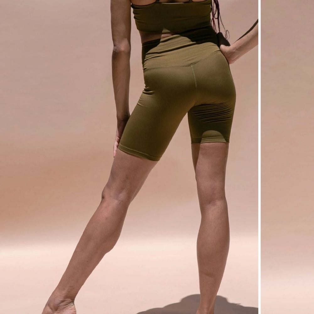 Bike Short Girlfriend Collective Fern Float